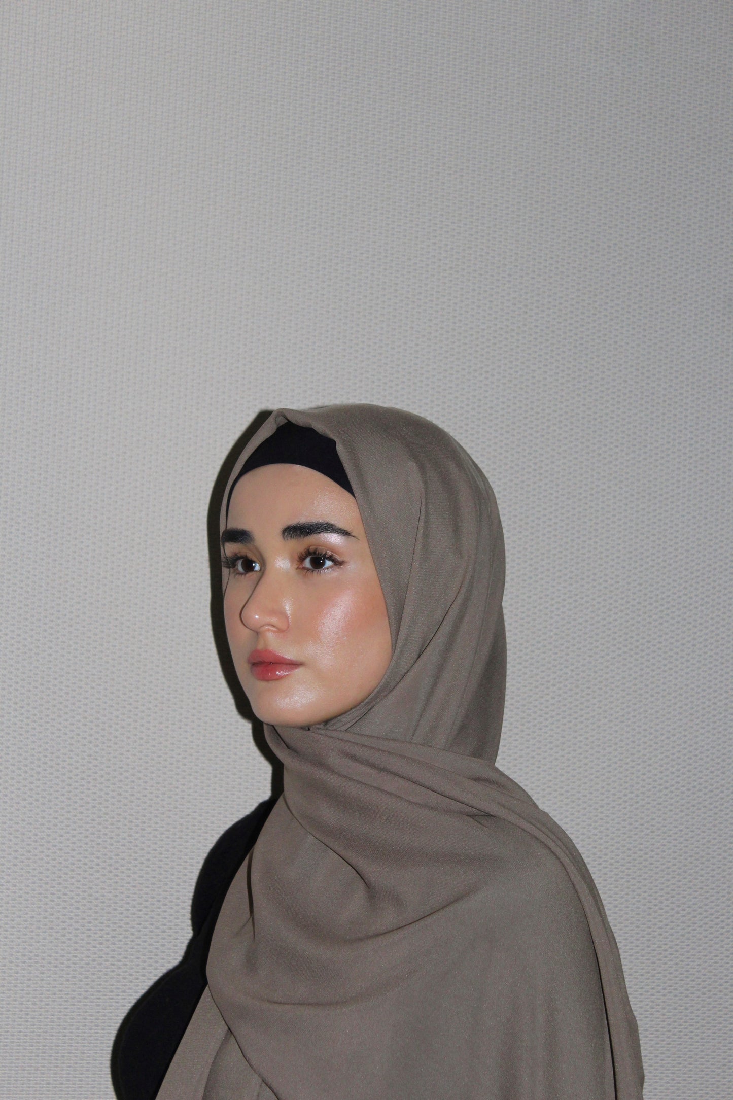 Everyday Chiffon Hijab - Beige brown